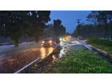 Banjir di Tapian Dolok Sebabkan Kemacetan dan Motor Mogok