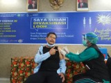 Bertemu Pemohon Paspor, Pegawai Imigrasi Siantar Divaksin