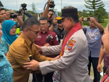 BUPATI TAPANULI TENGAH dan Ketua TP PKK Sambut Kapolda Sumut di Pinang Sori