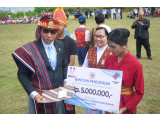 Bupati Tapanuli Utara Pimpin Peringatan Hardiknas 2025, Berikan Penghargaan kepada Guru dan Siswa Berprestasi