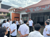 Bupati Taput JTP Hutabarat Tekankan Pentingnya Kebersihan Kota Tarutung Saat Pimpin Apel di DLH