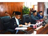 Bupati Taput Sampaikan Nota Keuangan Perubahan APBD 2025: Wujud Komitmen Pembangunan Berkelanjutan