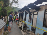 Dini Hari 4 Rumah Terbakar di Taput saat Penghuninya Tidur
