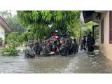 Evakuasi Cepat Prajurit Yonkav 6/NK Selamatkan Warga Terjebak Banjir