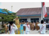 Hari Pertama Sekolah, Bupati Humbahas Jadi Pembina Upacara di SMP Negeri 001 Doloksanggul