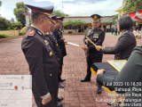 Ikut Lomba Kebersihan, Polsek Silau Terima Hadiah Juara 1 dari Kapolres Simalungun