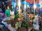 Jelang Hari Raya Besar, Pedagang Mengeluh Sepinya Pembeli