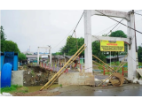 Jembatan Gantung Rusak Diterjang Banjir, Wali Kota Medan Turun Langsung ke Lokasi