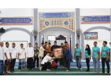 Jumat Penuh Berkah, Lapas Pemuda Langkat Bersama Brimo FC Langkat Bagikan Takjil Gratis