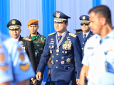 Kasau Hadiri Upacara Hari Bhayangkara ke-79 di Monas.