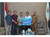 Pemkab OKU Salurkan Bantuan Rp400 Juta untuk Korban Banjir dan Longsor di Tapteng