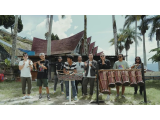 Raffi Ahmad, Desta, Gading dan Ariel Kunjungi Danau Toba, Puji Budaya Lokal