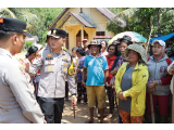 Respons Cepat Polres Tapteng, 60 Keluarga Korban Banjir Terima Bantuan Usai Viral di Medsos