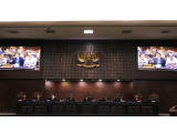 Sidang Uji Materi UU TNI Digelar di MK, Wamenhan Hadir