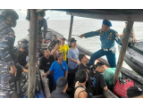 TNI AL Gagalkan Penyelundupan 20 PMI Non-Prosedural di Perairan Batubara.