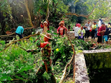 TNI-Polri dan Warga Kompak Bersihkan Umbul Siabal Abal, Semangat Gotong Royong Kembali Dihidupkan