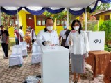 Usai Mencoblos, Asner Silalahi Bersyukur Pada Tuhan dan Warga
