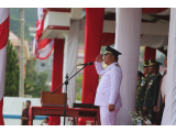 ﻿Wakil Bupati Taput Pimpin Upacara Penurunan Bendera Merah Putih di Hari Kemerdekaan ke-80 RI