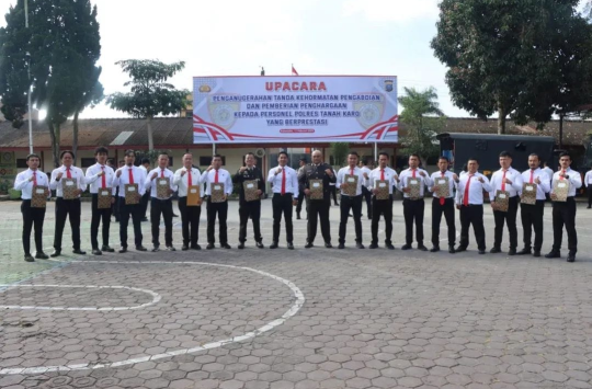 17 Personel Satreskrim Polres Tanah Karo Terima Penghargaan, Berhasil Ungkap 7 Kasus Pembunuhan