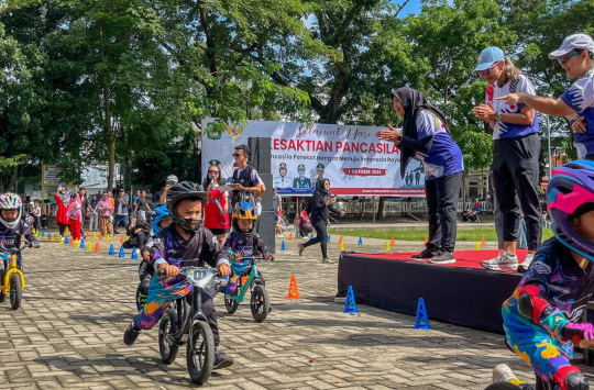 Push bike ( sepeda keseimbangan)  saat memeriahkan Haornas Tahun 2025 di Kota Pematangsiantar