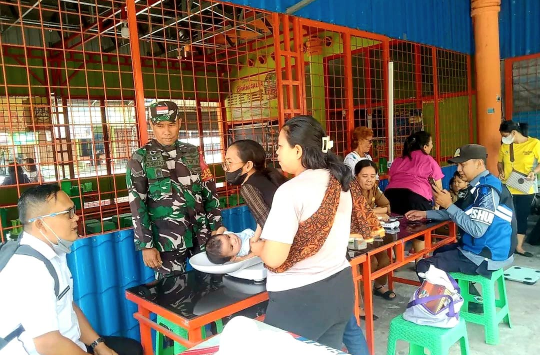 Babinsa Siantar Selatan Aktif Dampingi Posyandu, Dorong Pencegahan Stunting Sejak Dini