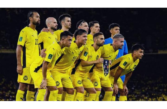 Pemain Malaysia merayakan gol ke gawang Brunei dalam pertandingan Grup A Piala AFF U-23 2025 di Stadion Utama Gelora Bung Karno, Jakarta, Jumat (18/7/2025).