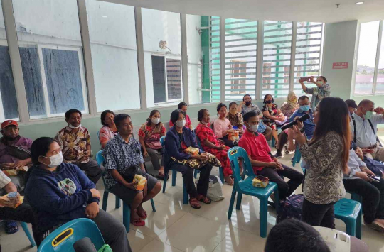 Peserta JKN BPJS Kesehatan mengikuti sosialisasi pelayanan