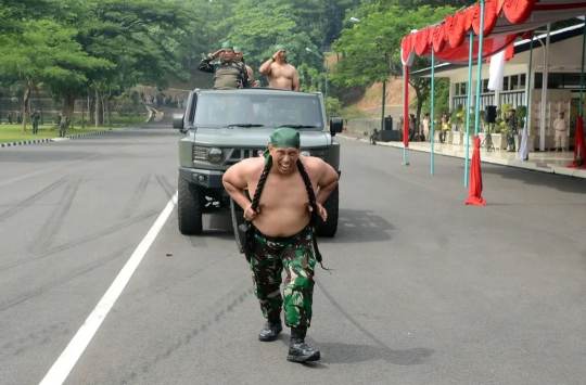 Brigjen TNI M. Andhy Kusuma Tinjau Gladi Upacara dan Atraksi Peringatan HUT  ke‑75 Kodam IV/Diponegoro