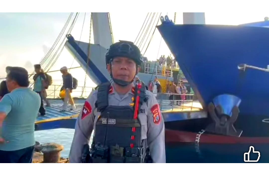 Brimob Polda Sumut Perketat Patroli di Pelabuhan Gunungsitoli, Amankan Arus Balik Lebaran