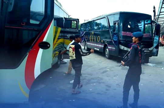 Brimob Polda Sumut Perketat Pengamanan Arus Balik di Terminal Amplas Medan