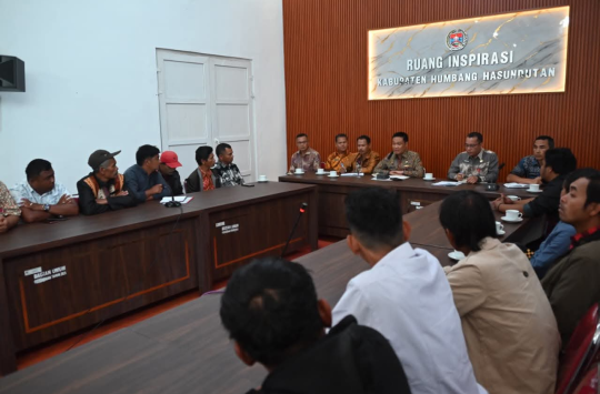 Bupati Humbahas Dukung Festival Paduan Suara Antar Gereja, Tekankan Persatuan dan Etika Media Sosial