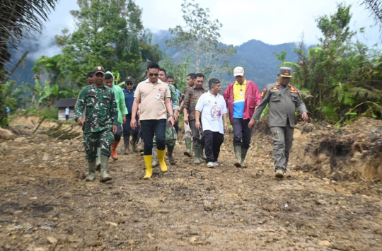 Bupati Humbahas Tinjau Jalan dan Jembatan Sampetua–Batunagodang Siatas, Fokus Pemulihan Pascabencana