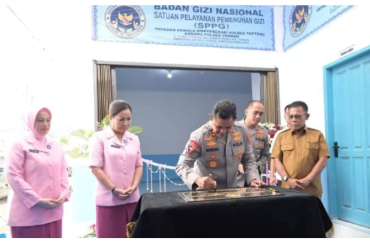 Irjen Pol Whisnu Hermawan Februanto, meresmikan SPPG yang dikelola oleh Yayasan Kemala Bhayangkari Polres Tapanuli Tengah