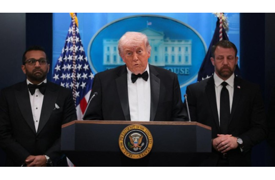 Detik-Detik Penembakan di Gala Media Washington, Donald Trump Dievakuasi di Tengah Kepanikan