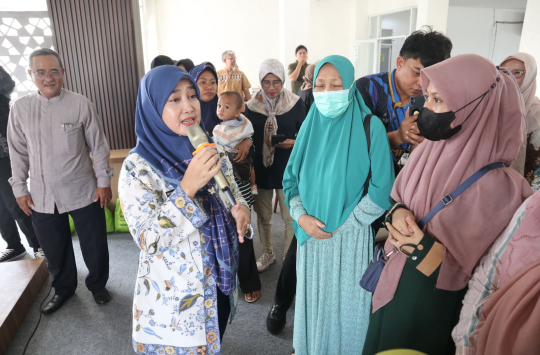 Pemerintah Kota Cirebon resmi meluncurkan program sosial bertajuk “Kota Cirebon Eman Ning Mimi”
