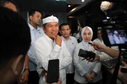 Pemda Provinsi Jawa Barat tengah menyiapkan Peraturan Gubernur (Pergub) tentang larangan alih fungsi lahan