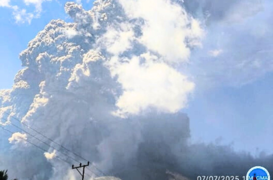 Gunung Lewotobi Laki-laki Kembali Erupsi, Masyarakat Diminta Waspada (Foto.Ist)