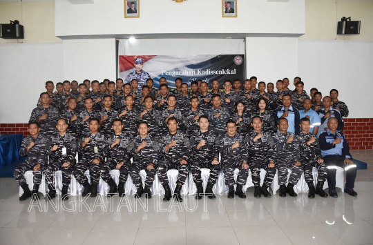 Jelang HUT ke-80 TNI, TNI AL Pastikan Kesiapan Elektronika KRI untuk Sailing Pass