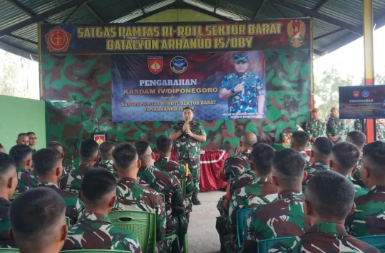 Brigjen TNI Mohammad Andhy Kusuma, selaku Kasdam IV/Diponegoro, saatmelakukan pengawasan Dalwasops terhadap Satgas Pamtas RI-RDTL Sektor Barat