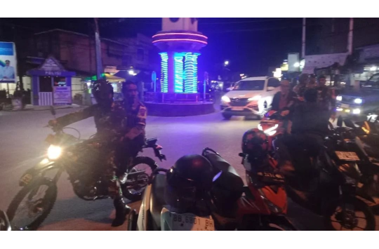 Koramil 22/Tarutung Gelar Patroli Gabungan Perkuat Kondusivitas di Tarutung
