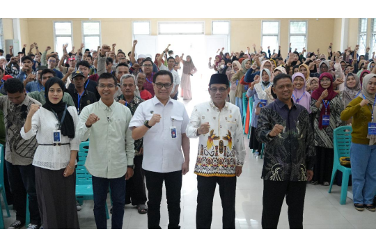 Kualitas Gizi Lahirkan SDM Berkualitas, Warga Pontianak Antusias Kedatangan Tim Sosialisasi Program MBG