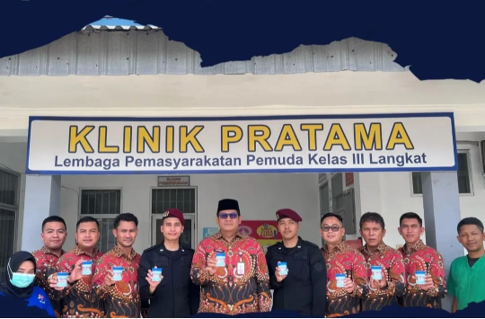 Kalapas Pemuda Langkat pimpin tes urin mendadak bagi dua PNS baru serta petugas, Sabtu 03 Mei 2025 ( Foto : humaslapadalangkat)