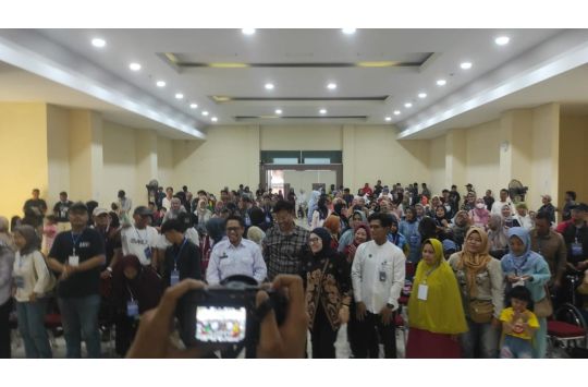Dalam upaya mendukung visi Indonesia Emas 2045, pemerintah meluncurkan program strategis nasional bertajuk Makan Bergizi Gratis (MBG).