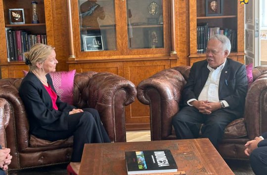 Menteri PUPR Basuki Hadimuljono dan CEO Swedfund International AB Maria Hakansson di KBRI Stockholm, Swedia, Rabu, 23 Agustus 2023. (Foto: Dok. Kementerian PUPR)
