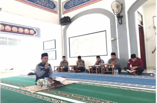 Para WBP Lapas Pemuda Langkat saat mengikuti lomba Muadzin, Imam Shalat dan Musabaqah Tilawatil Qur'an (foto: humas lapada)