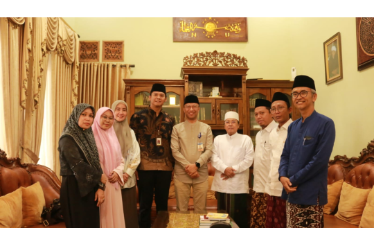 Otoritas Jasa Keuangan (OJK) Cirebon menggelar serangkaian edukasi keuangan dalam program Gebyar Ramadan Keuangan Syariah (GERAK Syariah).