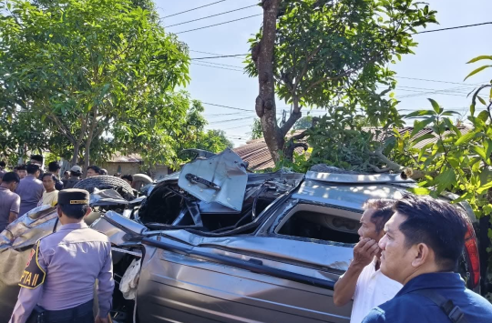 Pajero Tertabrak Kereta Api Barang di Tebing Tinggi, Pengemudi Tewas di Tempat