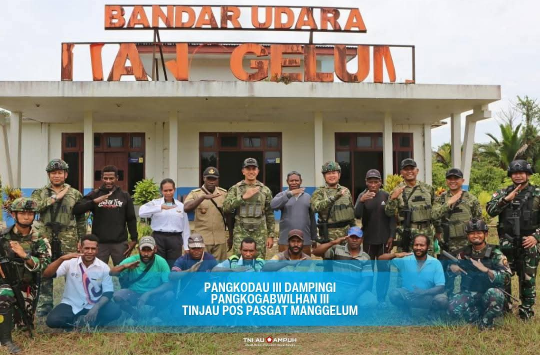 Pangkogabwilhan III Tinjau Pos Pasgat di Bandara Manggelum, Pastikan Keselamatan dan Kesiapan Operasional