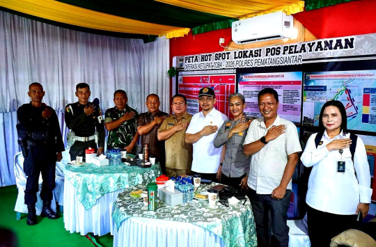 Pantau Sitkamtibmas Lebaran 2026, Wali Kota Pematangsiantar Ikuti Vidcon Nasional di Pos Yan Simpang Dua