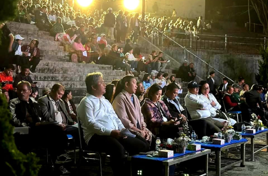 Paskah di Taput Semakin Semarak, Dari Pawai Obor hingga Tradisi Telur Penuh Makna